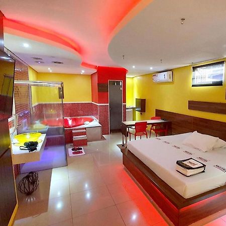 Motel Asturias Restinga Extérieur photo